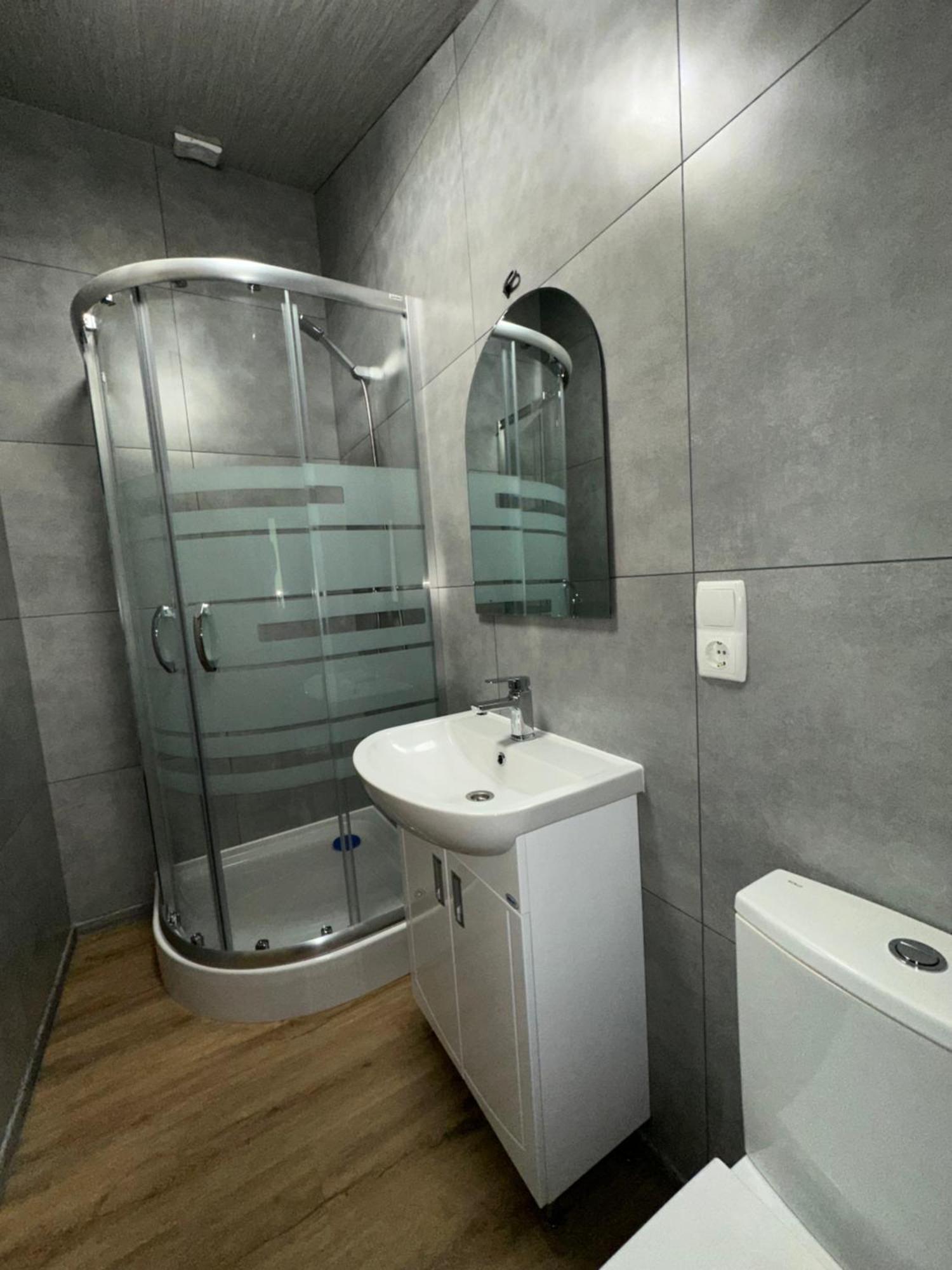 Рада Дараба Hotel Krasnik Ngoại thất bức ảnh