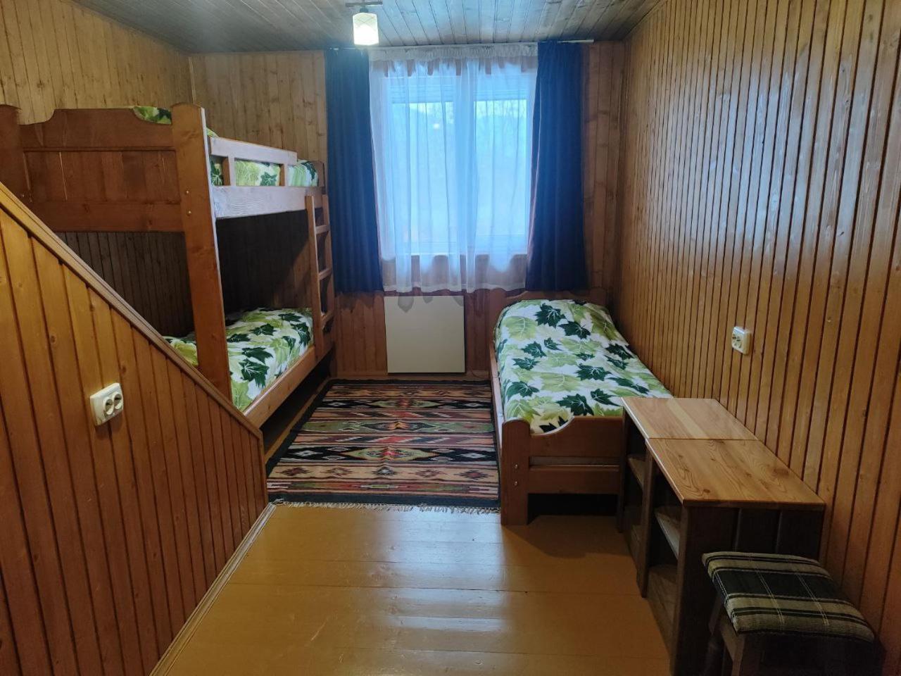 Рада Дараба Hotel Krasnik Ngoại thất bức ảnh