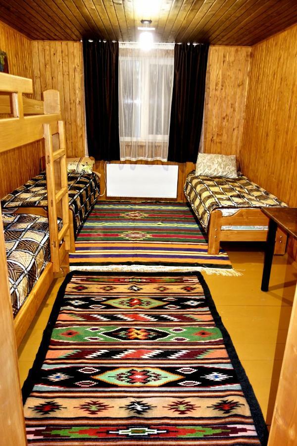 Рада Дараба Hotel Krasnik Ngoại thất bức ảnh
